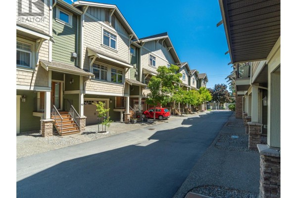 576 Nicola Street Unit# 10, Kamloops, BC, photo 2