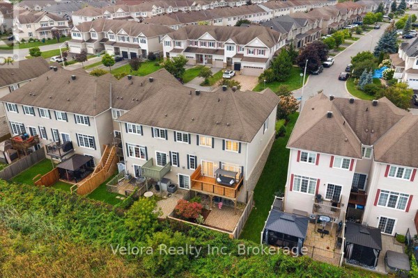 576 Pepperville Crescent, Ottawa, ON K2M0E6 Photo 2
