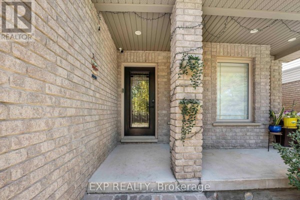 Dining room - 577 Waterton Drive, Waterloo, ON N2V2K5 Photo 3