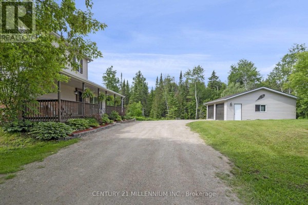 Primary Bedroom - 5770 Trafalgar Road, Erin, ON N0B1Z0 Photo 3