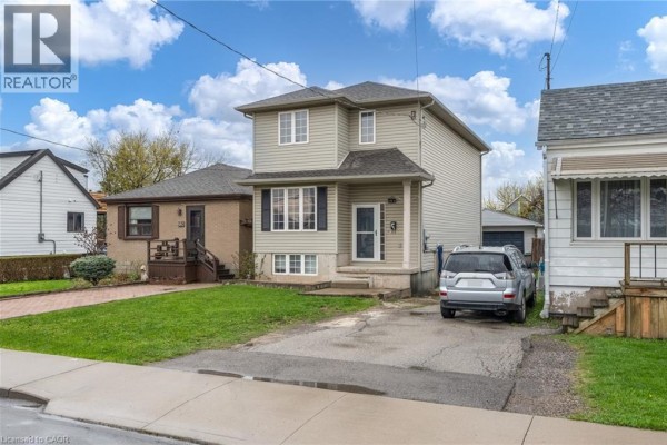 578 1/2 Barnaby Street, Hamilton, ON, photo 3