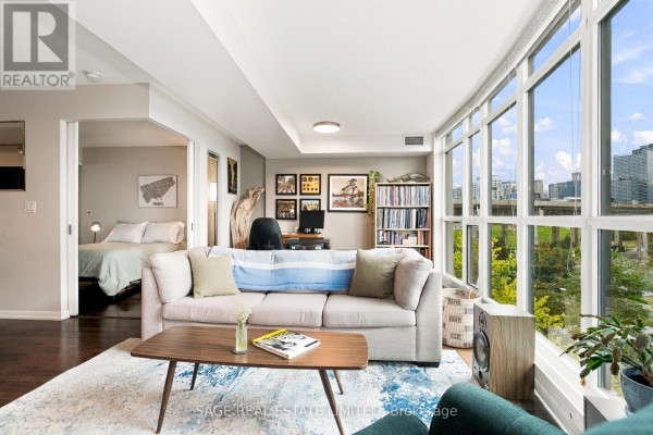 Dining room - 579 - 209 Fort York Boulevard, Toronto, ON M5V4A1 Photo 2