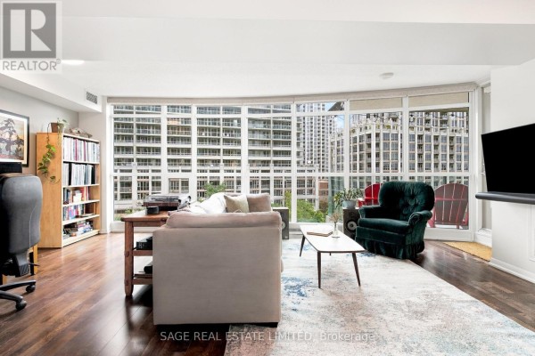 Den - 579 - 209 Fort York Boulevard, Toronto, ON M5V4A1 Photo 4