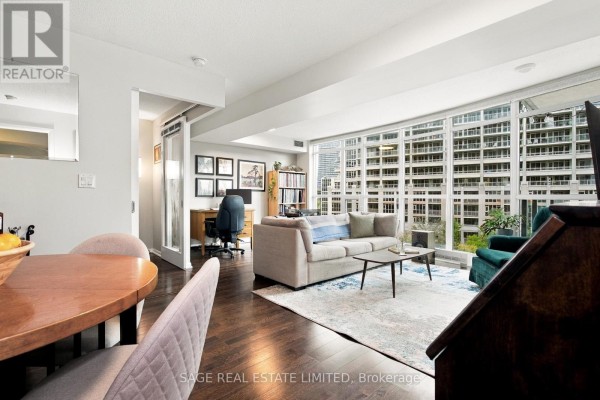 Primary Bedroom - 579 - 209 Fort York Boulevard, Toronto, ON M5V4A1 Photo 5