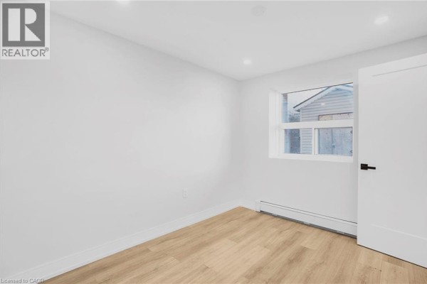 579 Clare Avenue Unit# 111, Welland, ON, photo 3