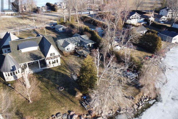 579 Duclos Point Road, Georgina, ON L0E1N0 Photo 5