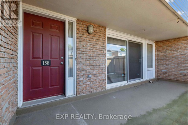 58 - 158 Milestone Crescent, Aurora, ON L4G3M2 Photo 5