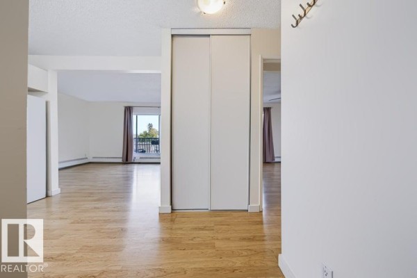 Laundry room - #58 10208 113 St Nw, Edmonton, AB T5K1P4 Photo 5