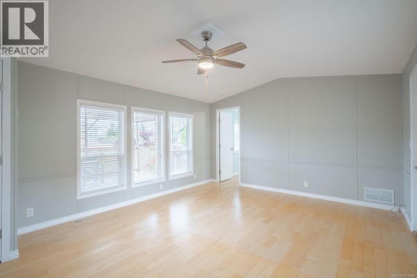 Kitchen - 58 2301 Arbot Rd, Nanaimo, BC V9R5K3 Photo 5