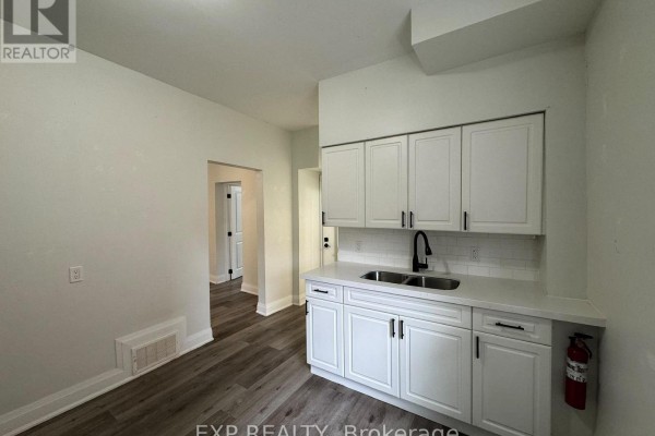 58 Arthur Avenue N, Hamilton, ON L8L6C5 Photo 5