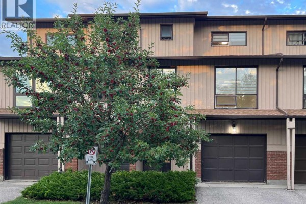 Kitchen - 58 Canterbury Gardens Sw, Calgary, AB T2W2S9 Photo 3