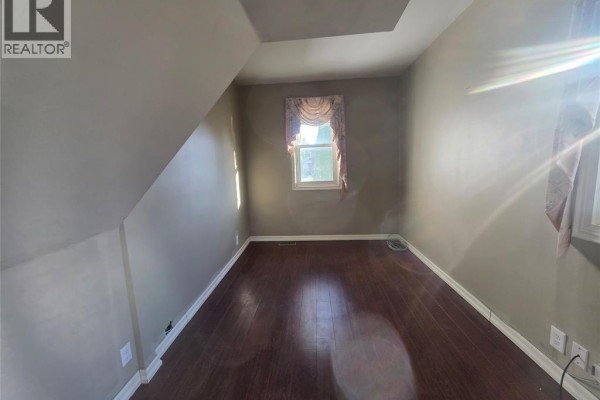 4pc Bathroom - 58 Colwell Street, Wallaceburg, ON N8A3G5 Photo 5