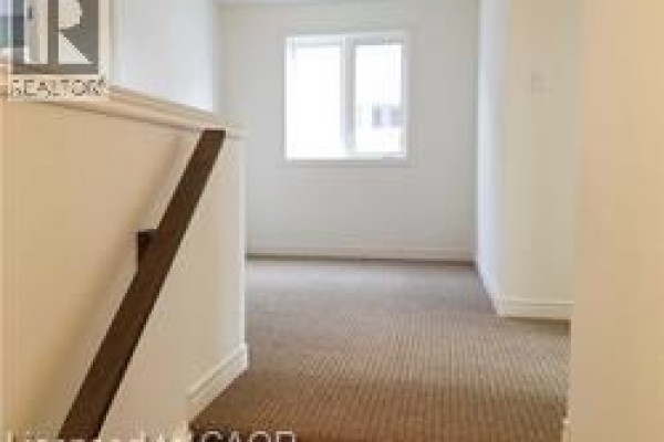 2pc Bathroom - 58 Dallan Drive, Guelph, ON N1L0N2 Photo 5