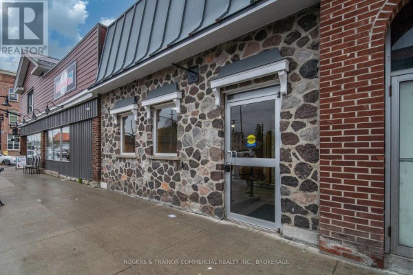 58 Dundas Street E, Greater Napanee, ON, photo 2