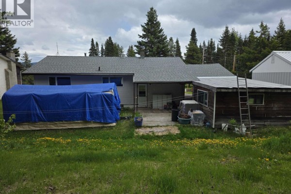 Kitchen - 58 Fulton Street, Granisle, BC V0J1W0 Photo 2