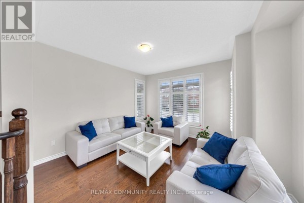 Family room - 58 Garrardview Street, Ajax, ON L1Z0L5 Photo 4