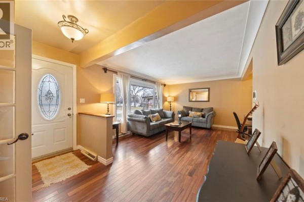 Bedroom - 58 Kinnard Road, Brantford, ON N3T1P9 Photo 5