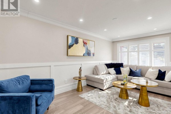 Living room - 58 Marchwood Crescent, Richmond Hill, ON L4C8M4 Photo 4