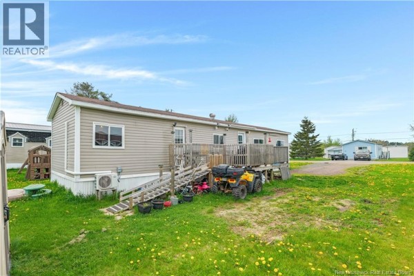 Kitchen - 58 Orchard Crescent, Picadilly, NB E4E3X7 Photo 4