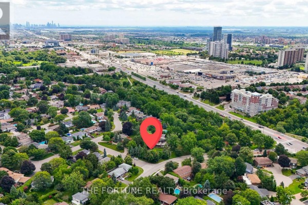 58 Parkview Place, Brampton, ON L6W2G2 Photo 2
