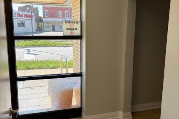 58 St. Paul Street W, St  Catharines, ON, photo 3
