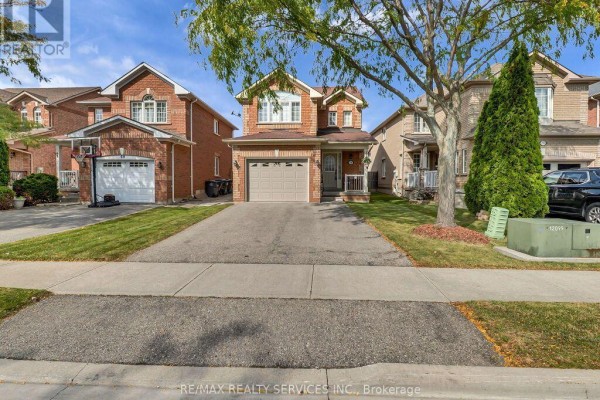 Eating area - 58 Sunny Glen Crescent, Brampton, ON L7A2C7 Photo 4