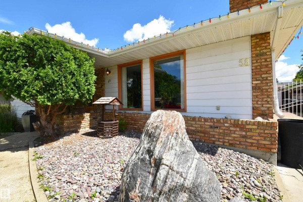 58 Wilson Cr, Sherwood Park, AB, photo 3