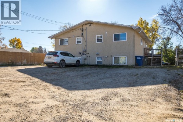 580 26th Street E, Prince Albert, SK S6V1V5 Photo 2
