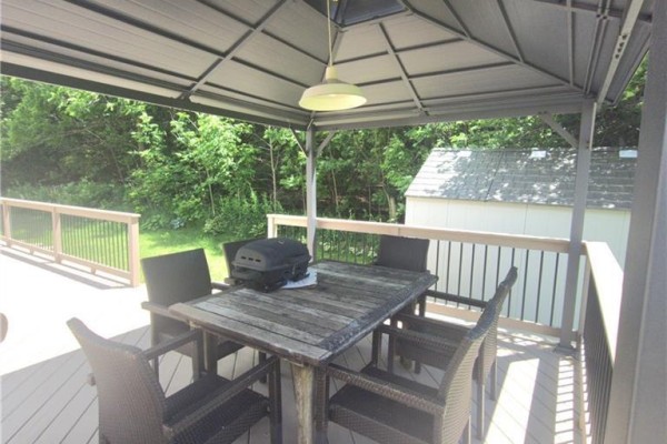 Eat in kitchen - 580 Beaver Creek Road Unit# Lot 158, Waterloo, ON N2J3Z4 Photo 5
