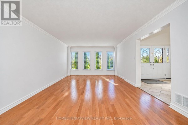 Family room - 580 Elgin Mills Road W, Richmond Hill, ON L4C4M2 Photo 5