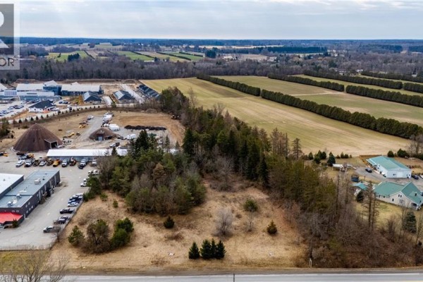 580 Queensway W, Simcoe, ON N3Y4J9 Photo 4