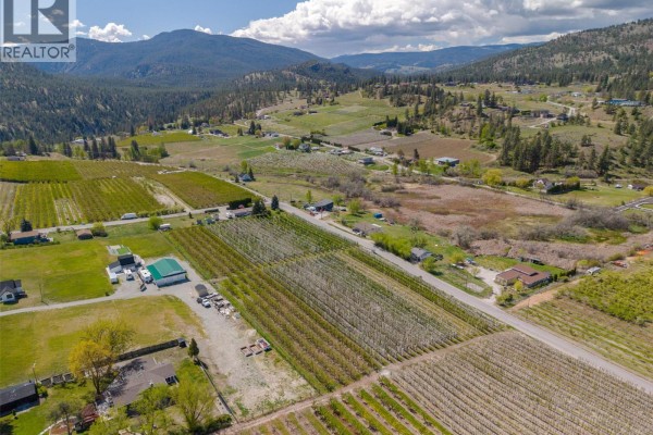 5803 Lewes Avenue, Summerland, BC V0H1Z2 Photo 3