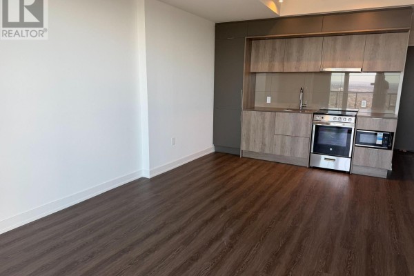 5804 - 448 Burnhamthorpe Road W, Mississauga, ON L5B0R4 Photo 4