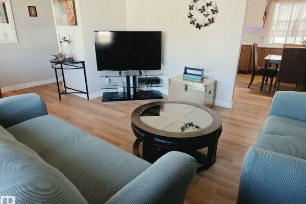 Family room - 5807 51 Av, Redwater, AB T0A2W0 Photo 4