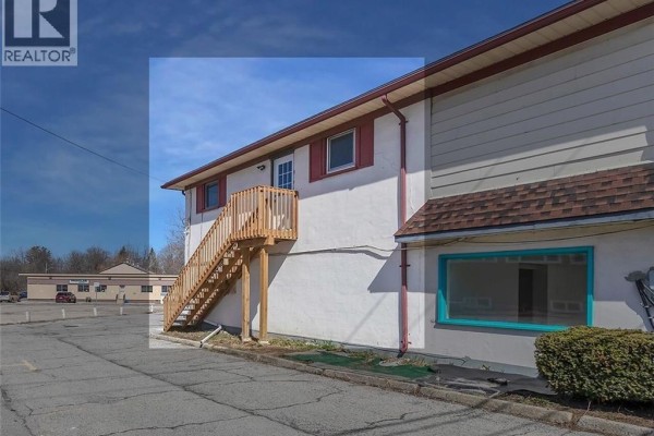 581 Lancaster Street W Unit# 2, Kitchener, ON, photo 3
