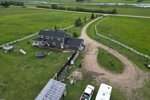 58111 Lily Lake Rd, Rural Sturgeon County, AB, photo 2