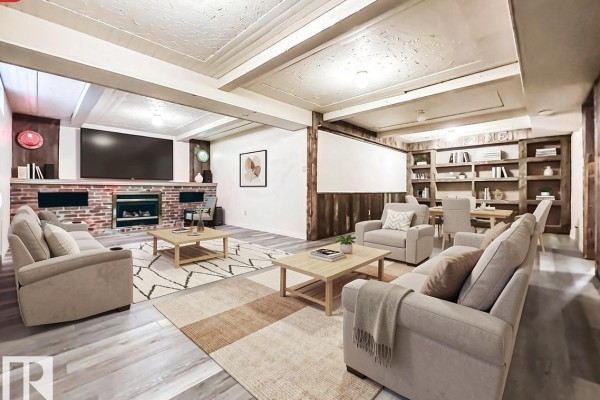 Den - 5812 105 Av Nw, Edmonton, AB T6A1A6 Photo 5