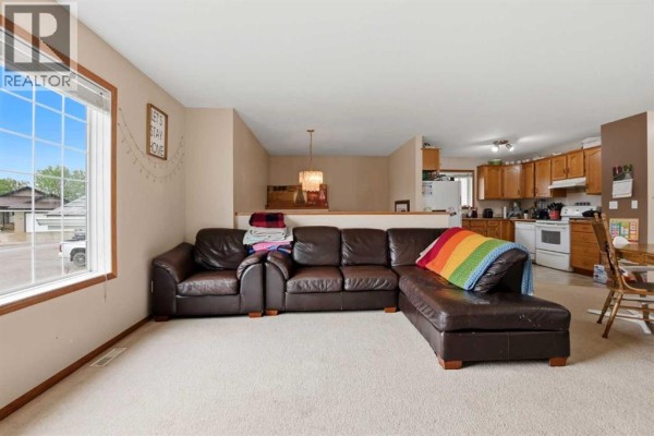 4pc Bathroom - 5812 70 Avenue Close, Rocky Mountain House, AB T4T1V8 Photo 5
