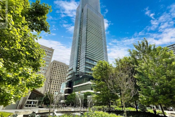 5814 - 386 Yonge Street, Toronto, ON, photo 2