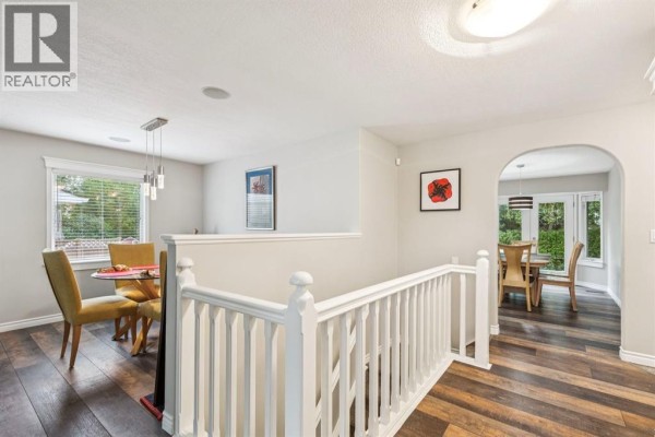 Family room - 5815 Dalhousie Drive Nw, Calgary, AB T3A1T2 Photo 5