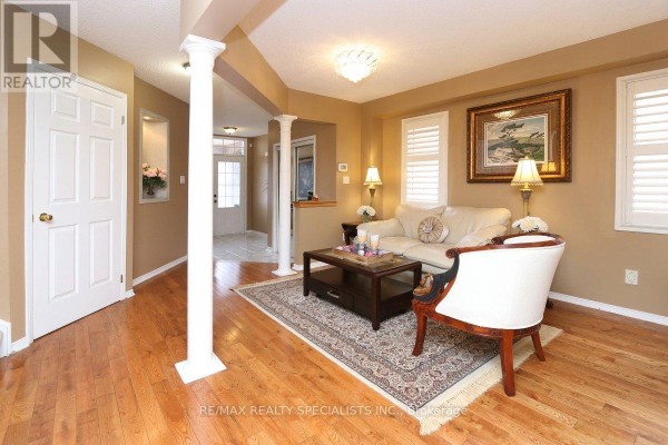 Primary Bedroom - 5817 Questman Hollow, Mississauga, ON L5M6N8 Photo 5