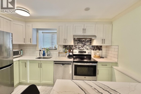 Residential for rent at 582 E 57th Avenue, Vancouver, BC - MLS® oeoson