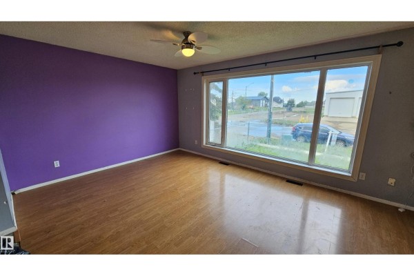 Primary Bedroom - 5826 49 St, Tofield, AB T0B4J0 Photo 4