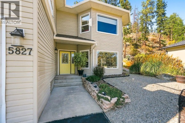 5827 Victoria Street, Peachland, BC, photo 2