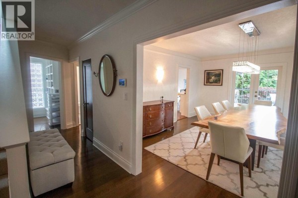 5829 Dunbar Street, Vancouver, BC, photo 2