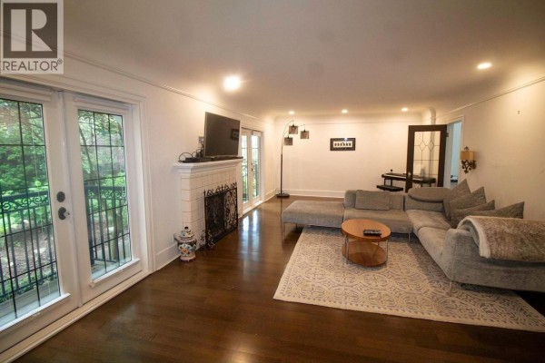 5829 Dunbar Street, Vancouver, BC, photo 3