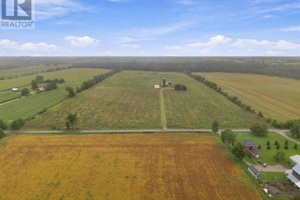 583 Hillhead Road, Kawartha Lakes, ON K0L2X0 Photo 4