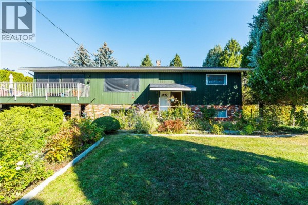 Laundry room - 583 Mcleish Road, Vernon, BC V1B3H5 Photo 2