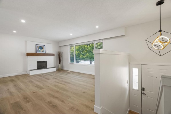 583 Park Street, Hope, Hope, BC, photo 3
