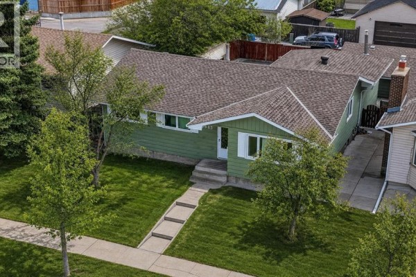 5835 28 Avenue Ne, Calgary, AB, photo 2